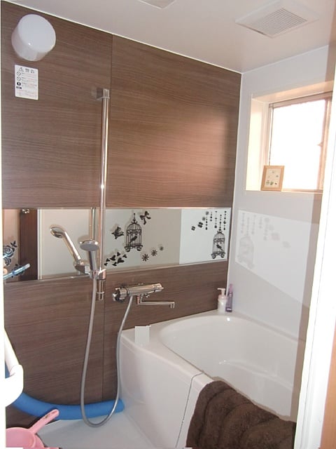 改修後の素敵で快適な積水バスコア浴室